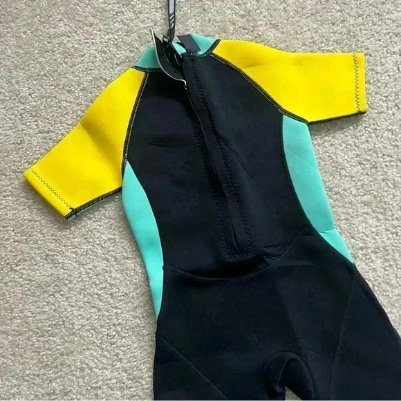 DIVE & SAIL Manta Kids Warm Wetsuit One Piece UV Protection Shorty Suit Sz Med - Picture 9 of 12